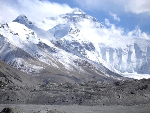 エベレストで発見される化石